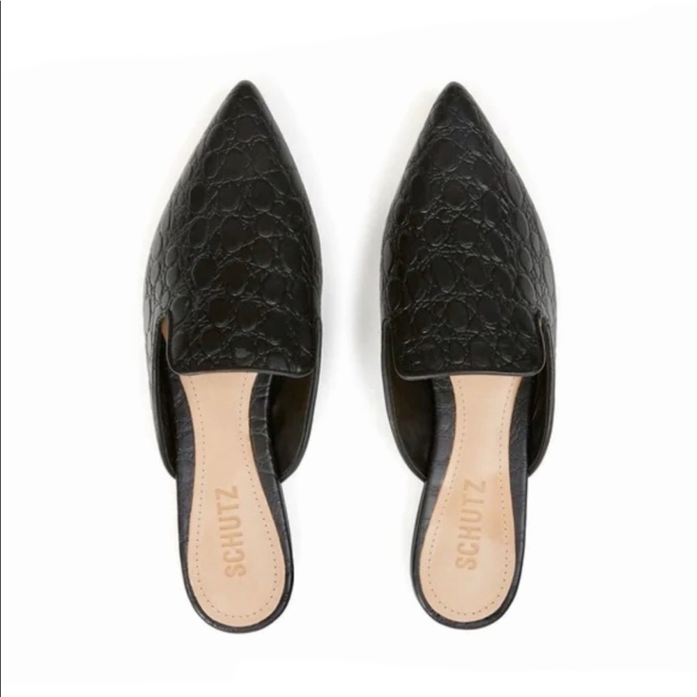 Schutz Size 8 black crocodile embossed Tracy Flat Mule